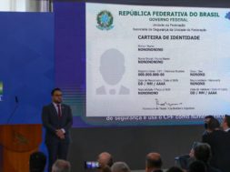 Solenidade de lançamento da Carteira de Identidade Nacional.