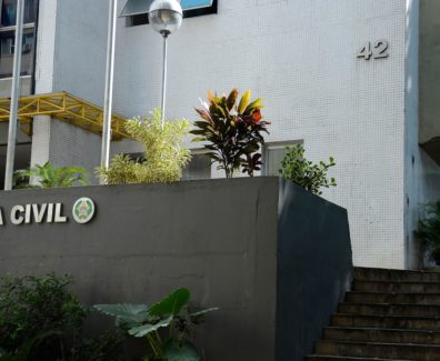 Fachada da Secretaria de Estado da Polícia Civil, no centro do Rio de Janeiro