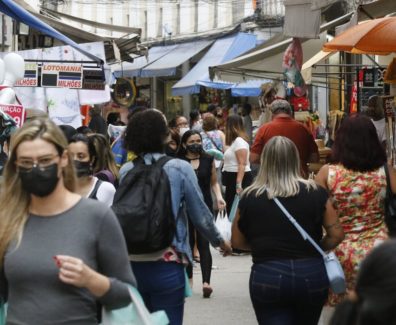 movimento_de_vendas_de_brinquedos_para_o_dia_das_criancas_comercio_varejista_nas_ruas_do_polo_saara_centro_do_rio_de_janeiro_ffraz