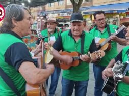 APRESENTAÇÃO DA FOLIA DE REIS SÃO BENEDITO DE ITAGUARA-MG