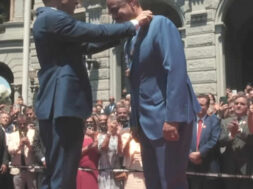 GOVERNADOR DE MINAS GERAIS-MATEUS-SIMOES