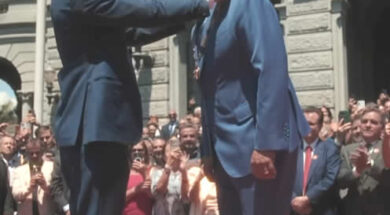 GOVERNADOR DE MINAS GERAIS-MATEUS-SIMOES