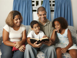 Amoris Laetitia: uma visão renovada sobre a vocação ao amor familiar