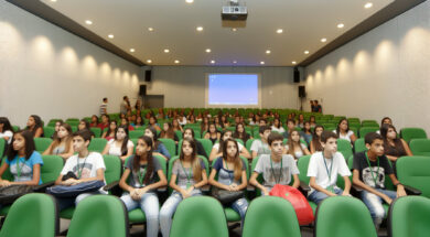 Cursinho pré-vestibular oferece 1.250 vagas em Campo Grande