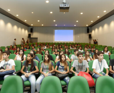 Cursinho pré-vestibular oferece 1.250 vagas em Campo Grande