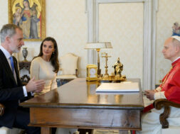 Audiência no Vaticano: Papa Leão XIV recebe reis da Espanha e discute paz