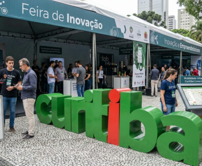 Inovação em Curitiba: feira aproxima tecnologia da população e prepara para evento global