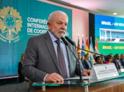 Colonialismo: Lula critica colonialismo e uso da força por nações ricas em cúpula da Celac-África