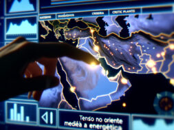 Irã: EUA suspendem ataques a usinas, mas Teerã nega contato e alega recuo por ameaças