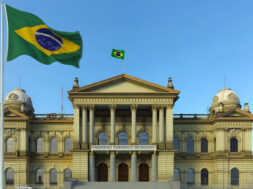 Levantamento revela salários milionários de juízes no Maranhão