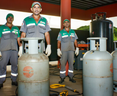 Governo federal analisa medidas temporárias para estabilizar preço do gás de cozinha