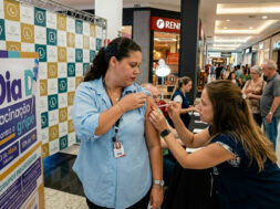 Campanha de vacinação contra gripe e multivacinação mobiliza Pátio Limeira Shopping em Limeira