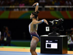 Equilíbrio é chave para alta performance, diz psicóloga de Rebeca Andrade